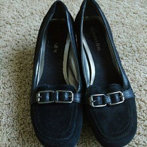 ST. JOHN'S BAY Black Driver's Wedge Moccasins